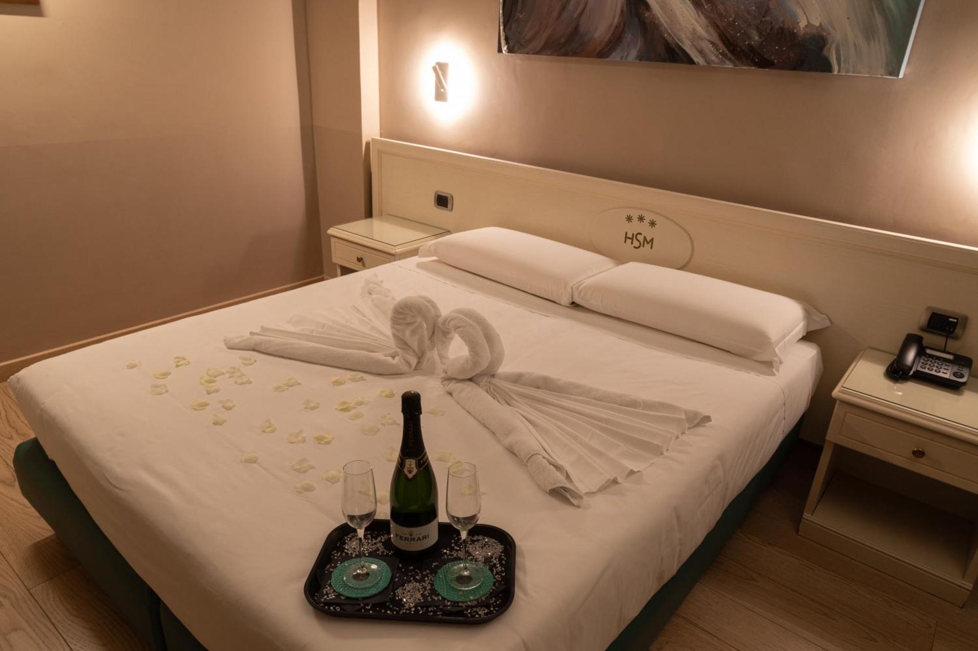Hotel Santa Maura ローマ エクステリア 写真