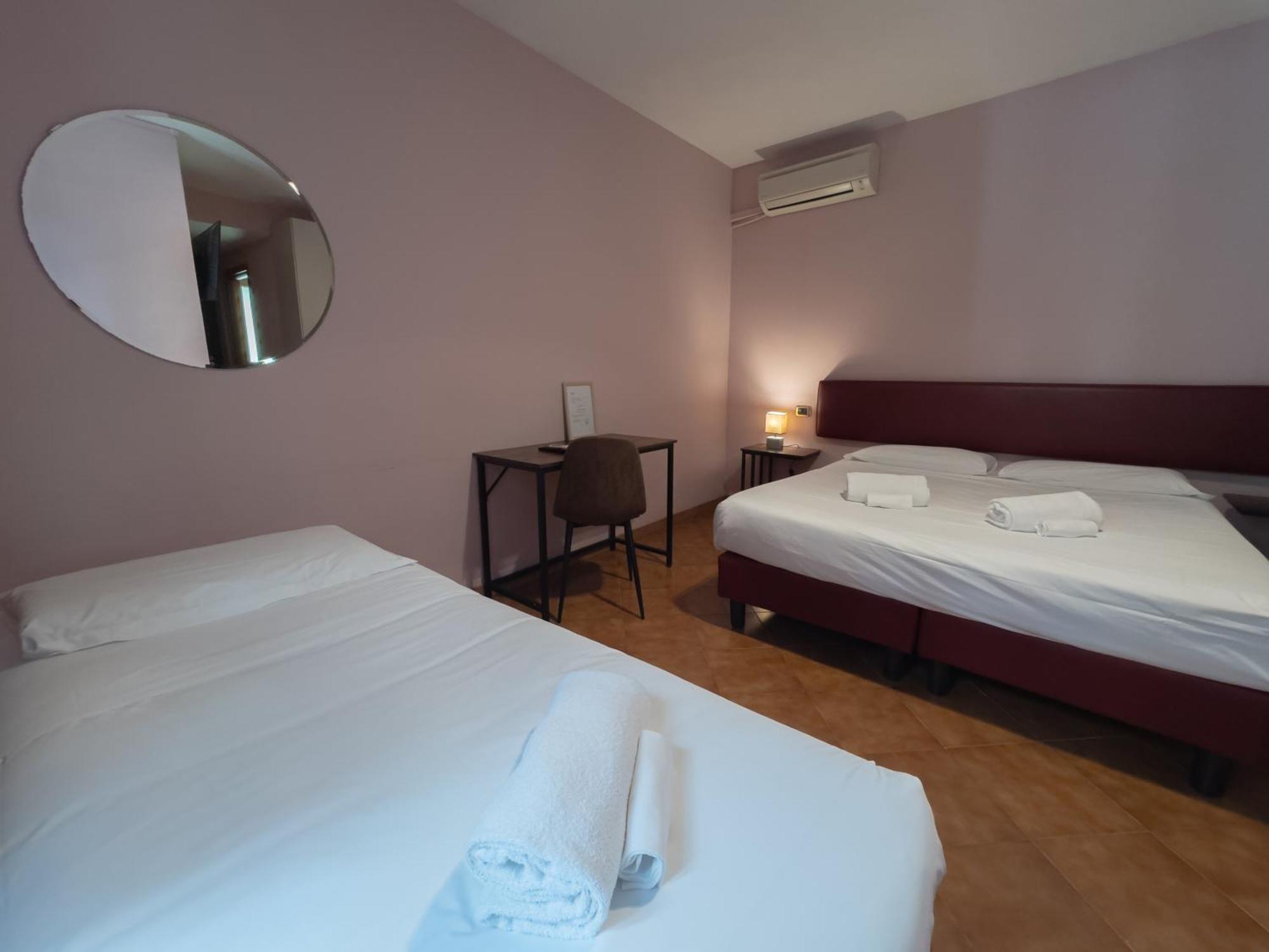 Hotel Santa Maura ローマ エクステリア 写真